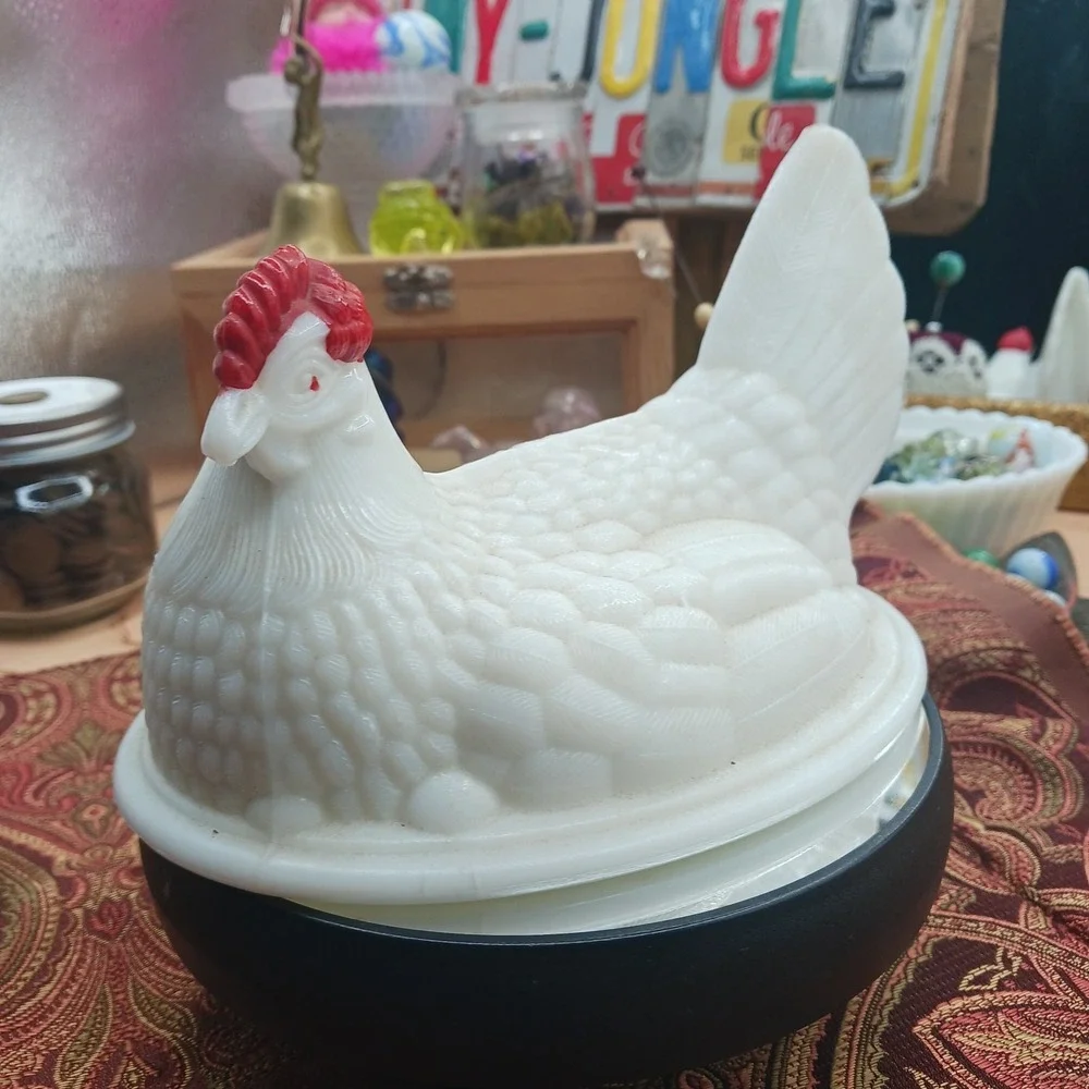 Vtg Westmoreland Hen On Nest HON White Milk Glass Split Tail TOP LID Only *Crack